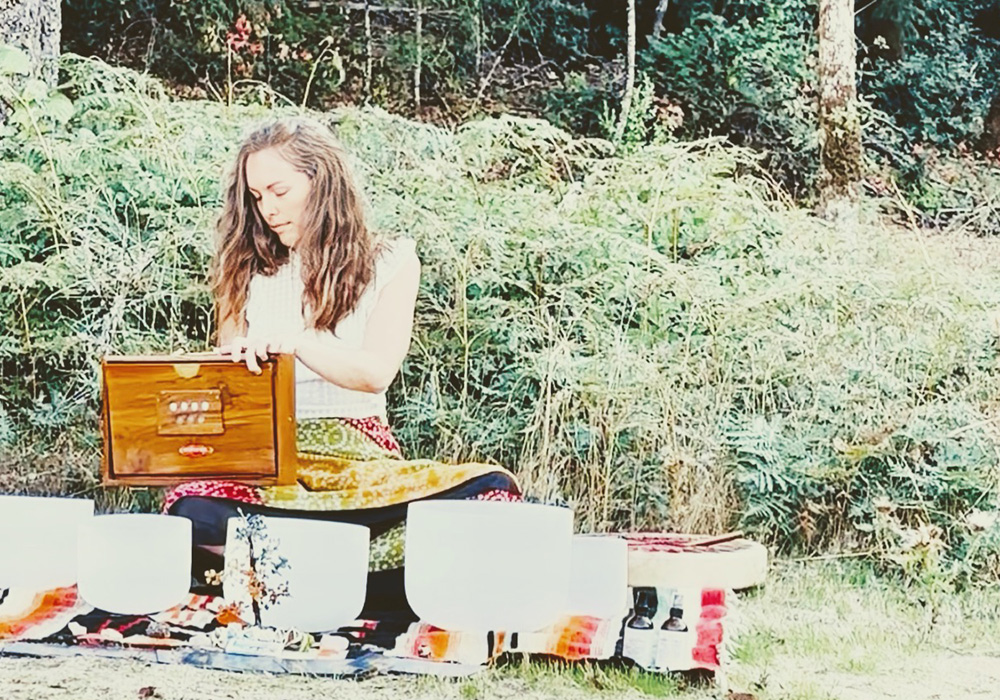 Sasha with her sounds bowls